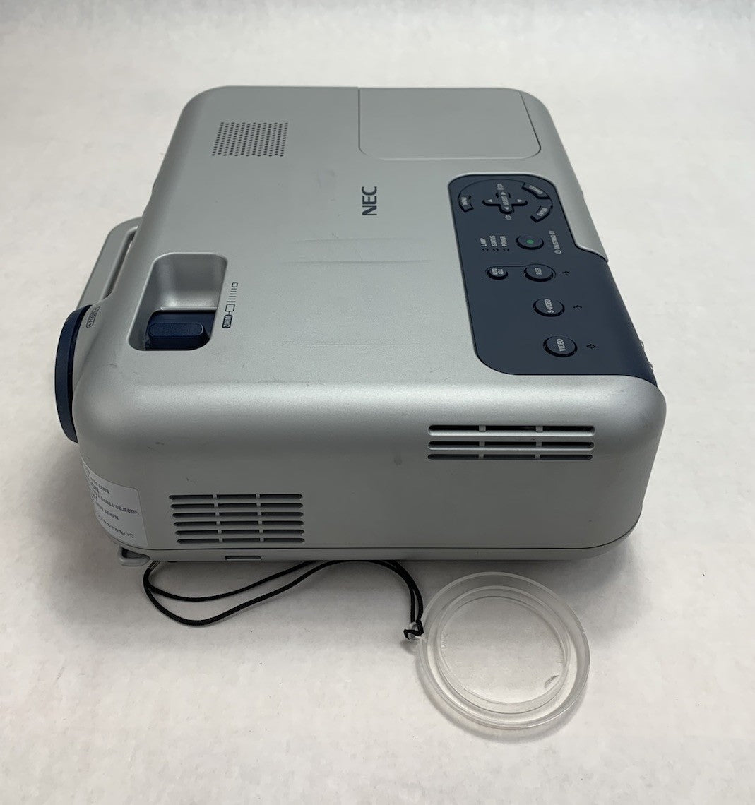 NEC VT660 LCD Lamp Projector 553 Lamp Hours - No Remote2