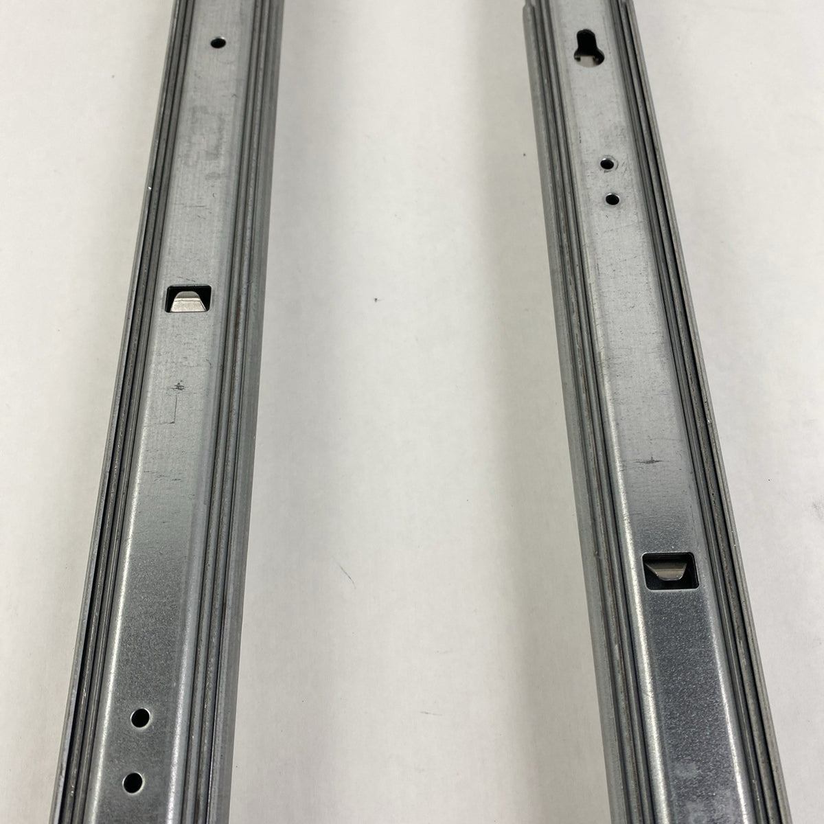 HP 364676-001 and 364686-001 Sliding Server Rails 11