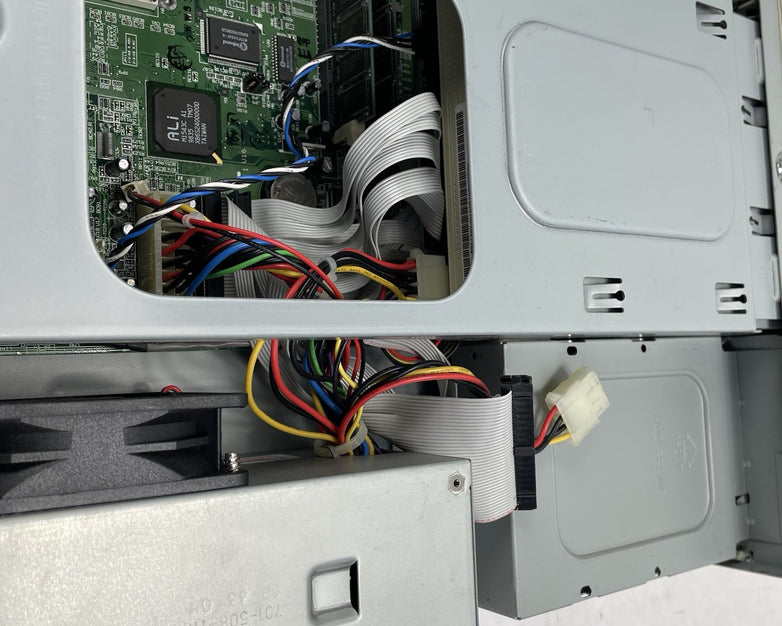 Vintage Acer Aspire AS2100 AMD K6-2 3D Max 64 MB Ram No HDD No OS