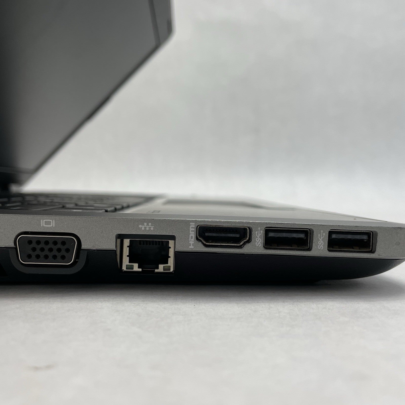 HP ProBook 4540S i3-3100M 2.40 GHz 4 GB RAM No SSD/OS/AC/Battery5