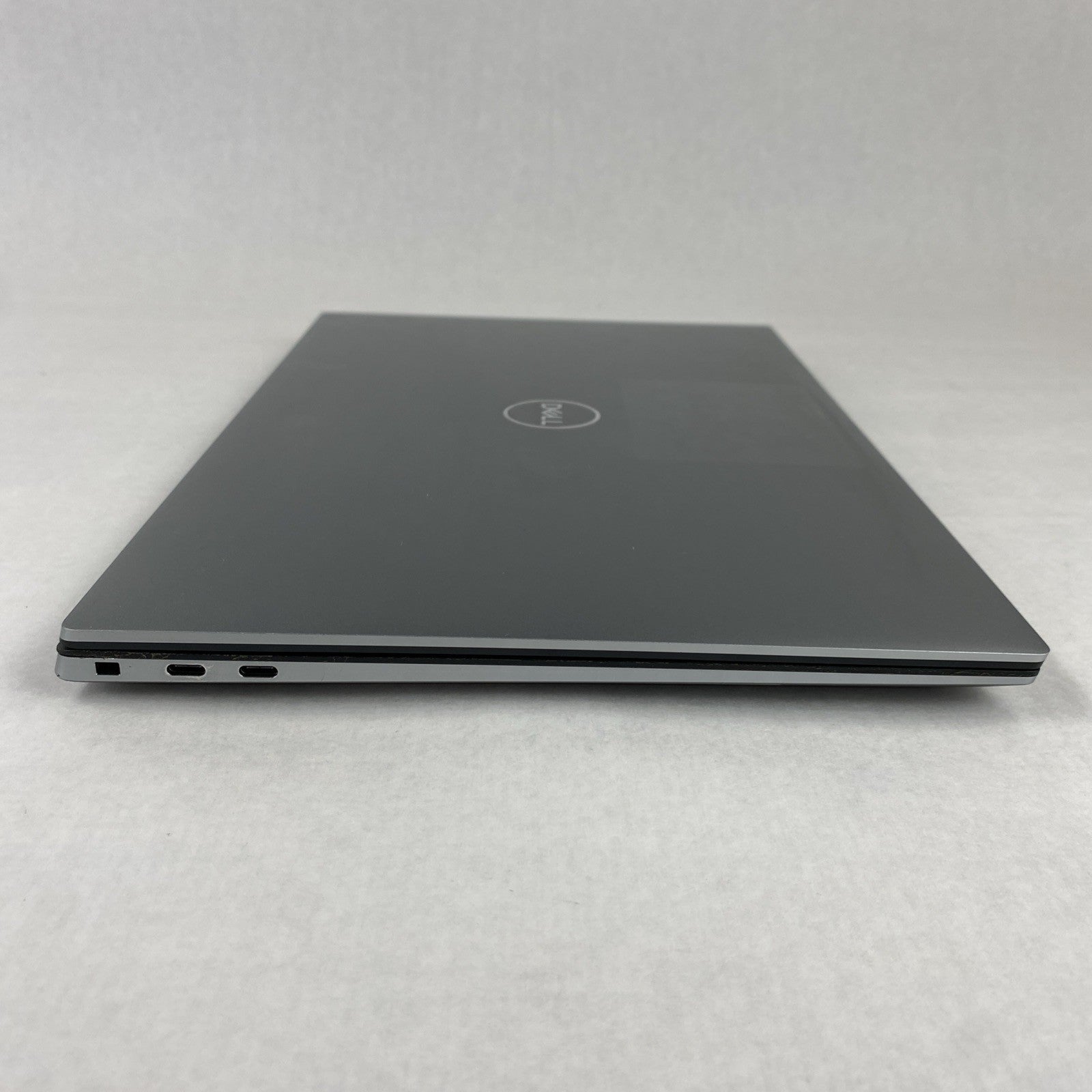 Dell Precision 5550 Xeon W10855M 2.8 GHz 16 GB RAM 15.6" No Battery No HDD No OS