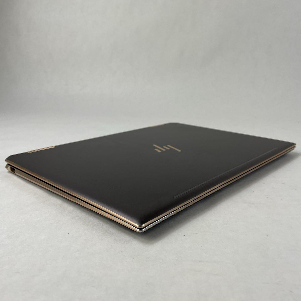 HP Spectre x360 13.3" i7-8565U 1.80 GHz 8 GB RAM No SSD/OS/AC/Batt - READ8