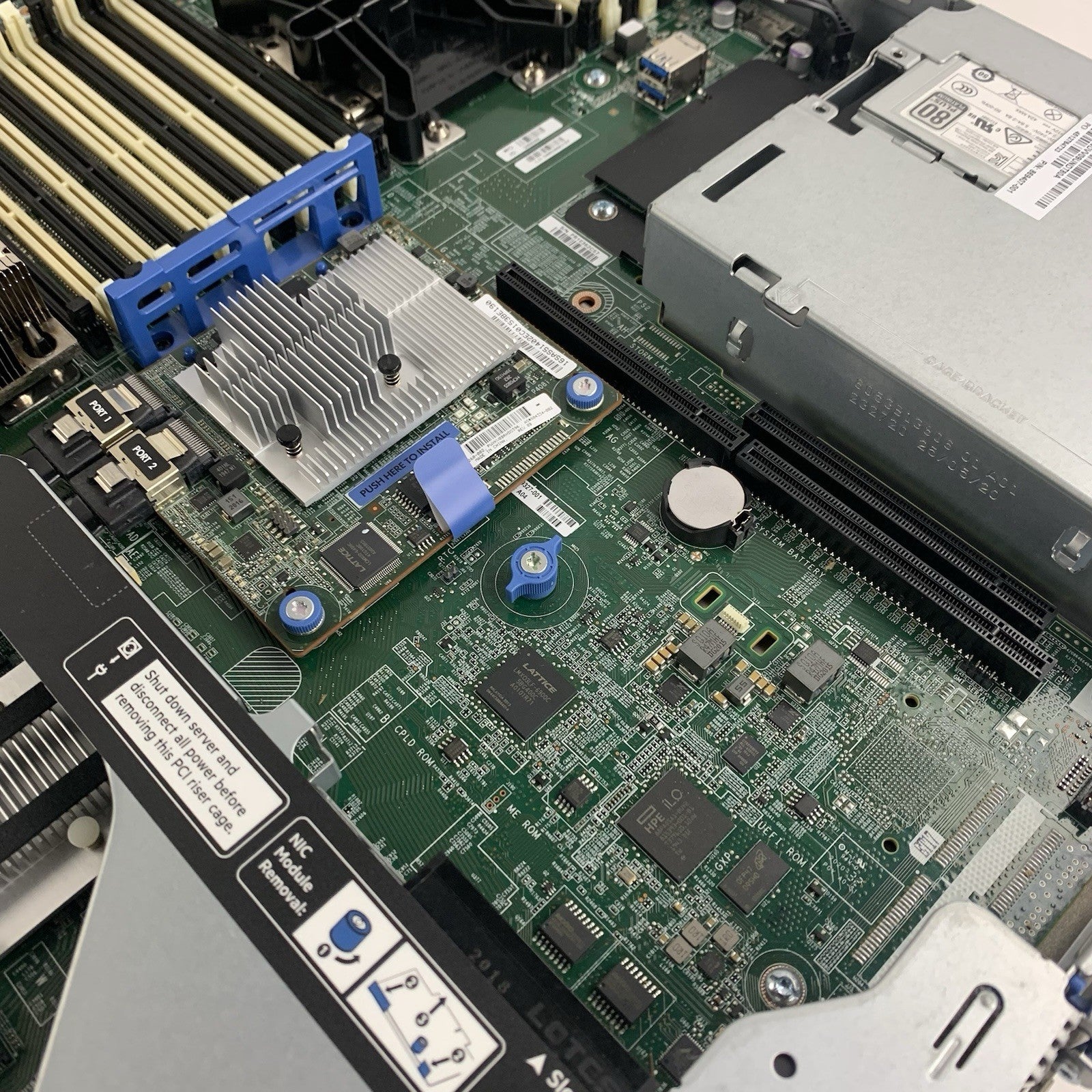 HP Proliant DL360 Gen10 Server 1x Silver 4208 2.1 GHz 16 GB Ram No OS No HDD14