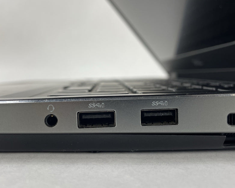 Dell Precision 7530 15.6" i7-8850H 2.60 GHz 16 GB RAM No SSD/OS/AC - READ