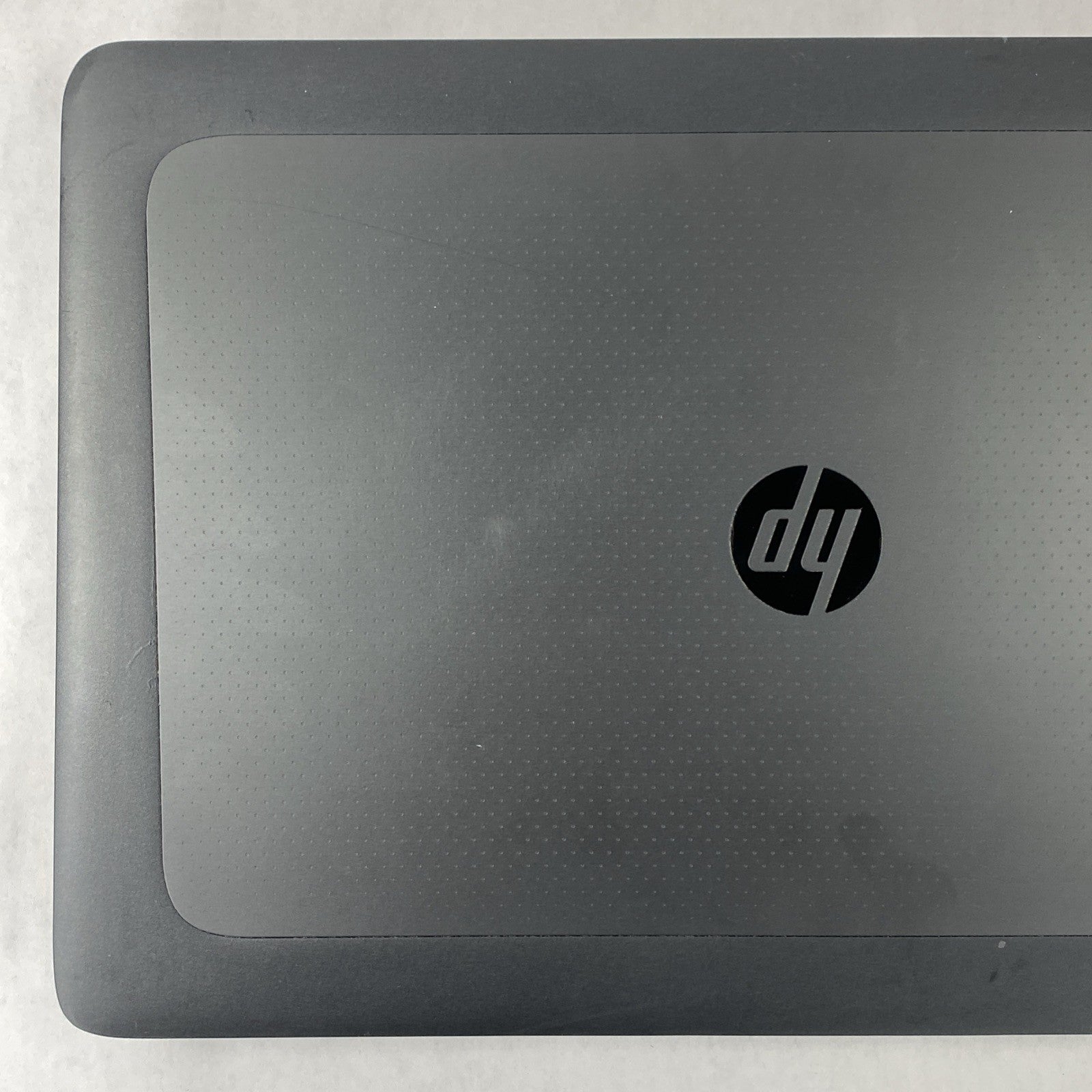 HP ZBook 17 G3 Intel Core i7-6700HQ 2.60 GHz 8 GB RAM 17.3" No HDD No OS