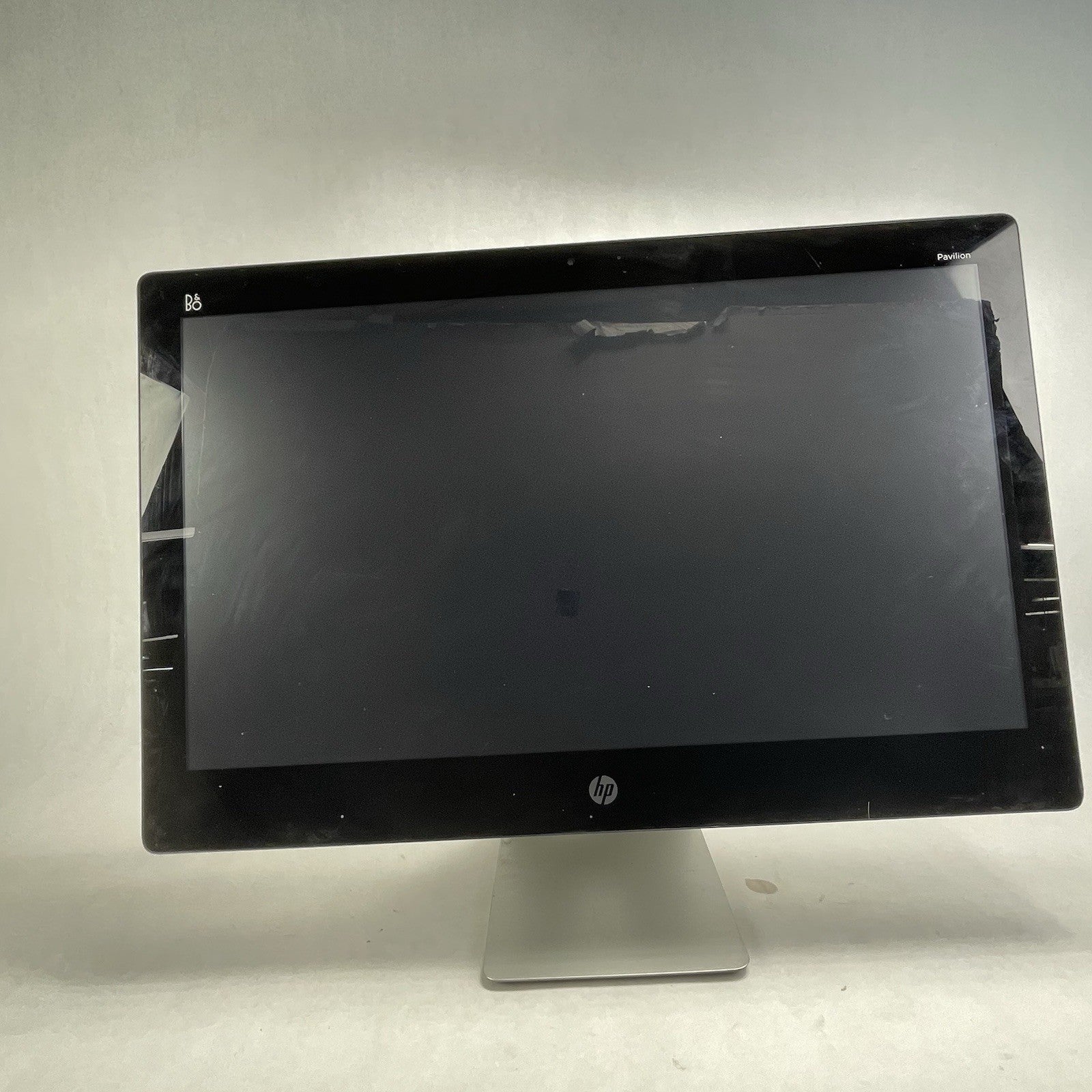 HP Pavilion 23-q242 AMD A6-7310 2.0 GHz 8 GB Ram No HDD No OS