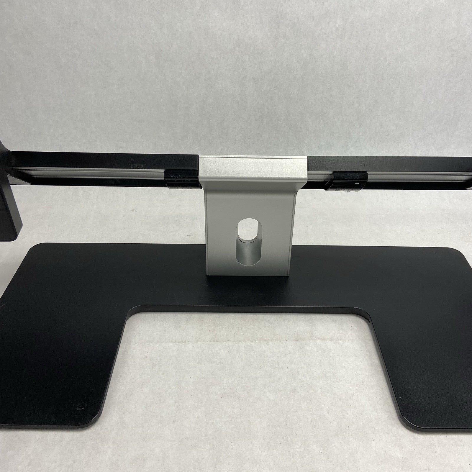 Dell Dual Monitor Stand fits 2 - 24" Dell Screens CN0HXDW077401