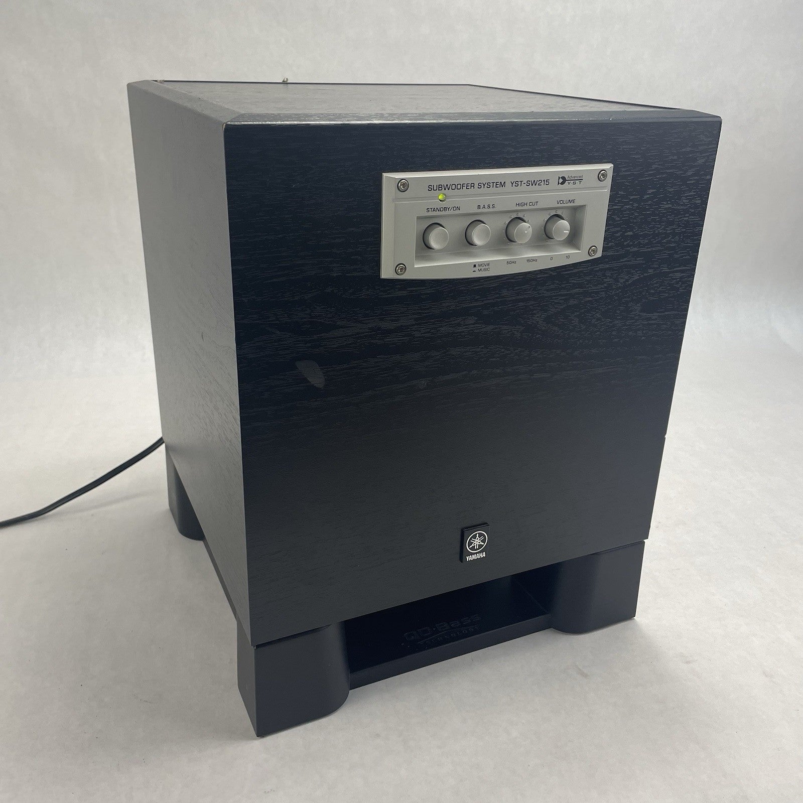 Yamaha Subwoofer YST-SW215 Powered Black Wood Grain 95 Watts0