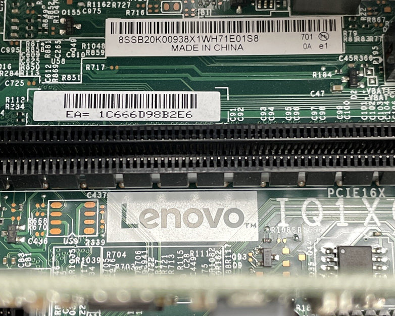 Lenovo ThinkCentre M900 DT Intel Core i5-6500 3.2GHz 8GB RAM No HDD No OS