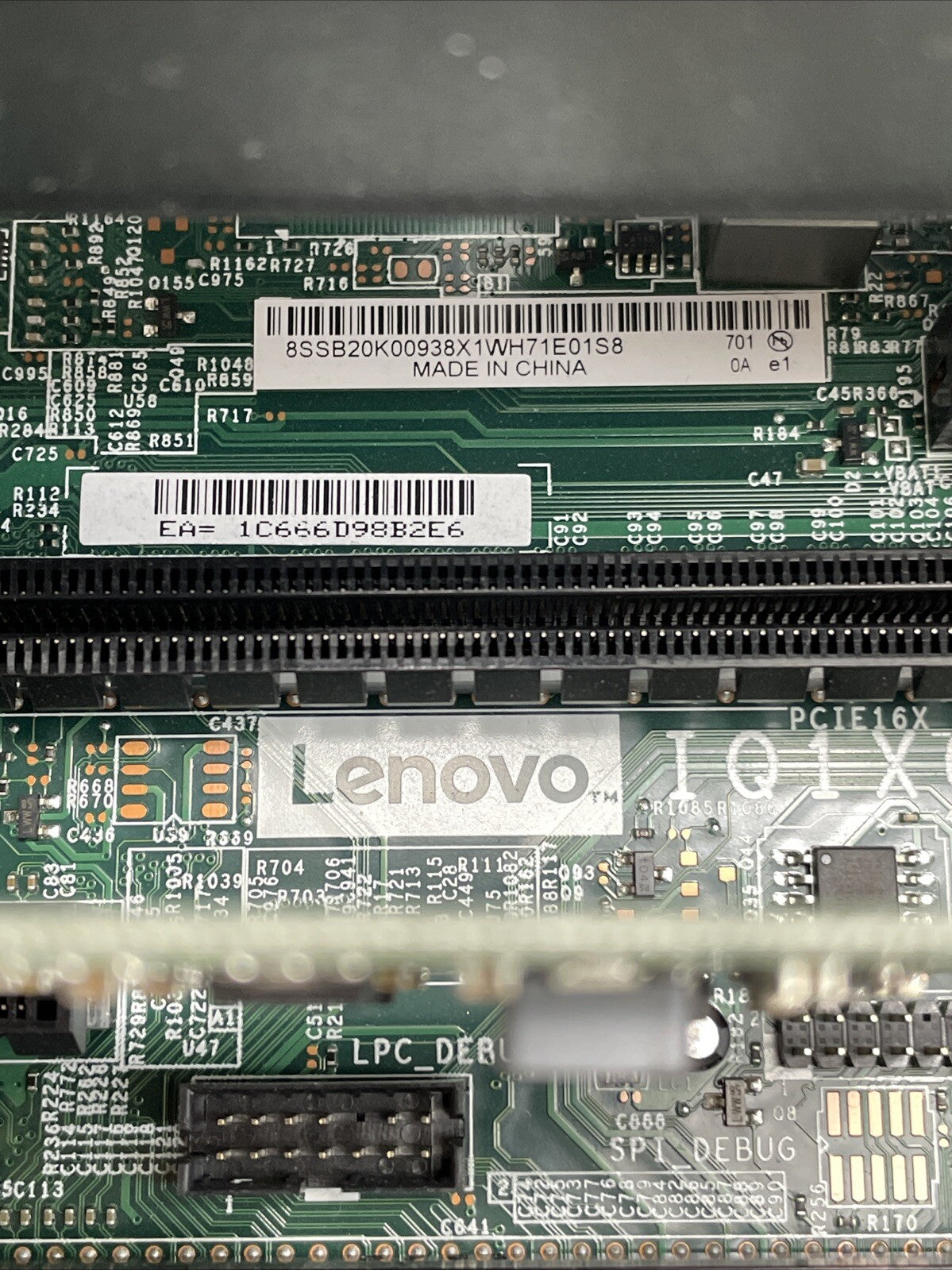 Lenovo ThinkCentre M900 DT Intel Core i5-6500 3.2GHz 8GB RAM No HDD No OS