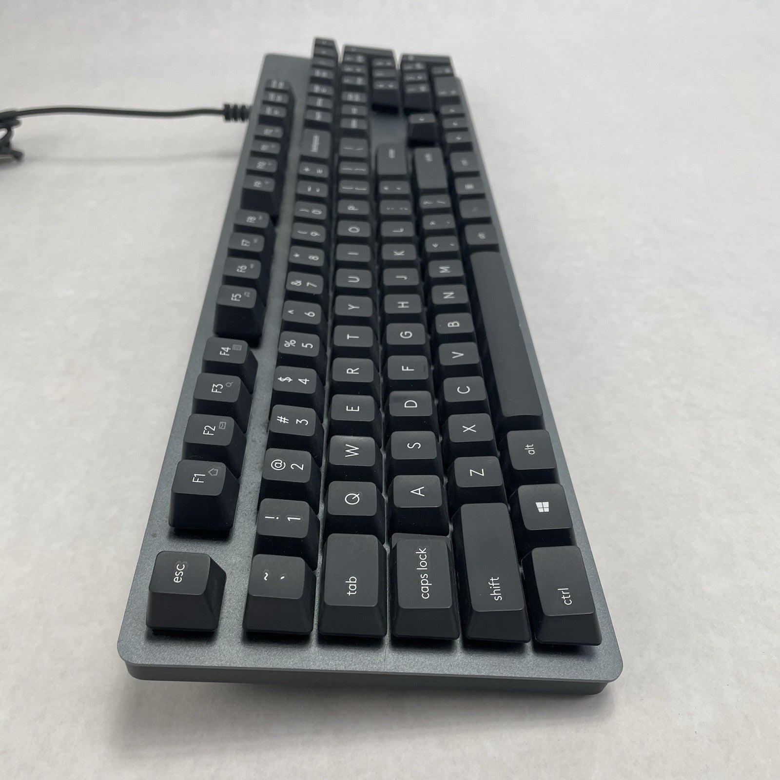 Logitech K840 Mechanical Keyboard Silver wired Tested Corded
