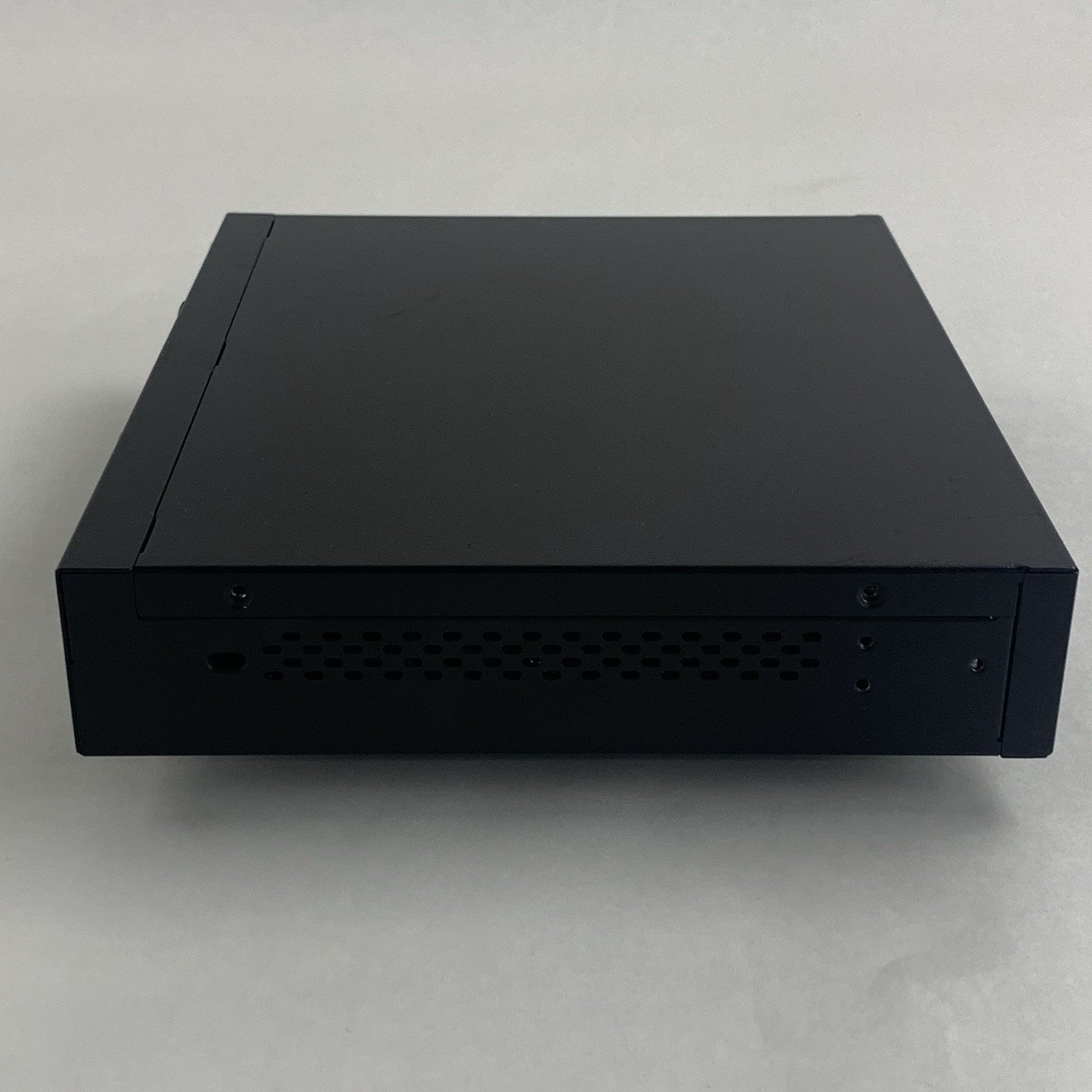Lanner NCA-1513E Trustgrid Desktop Network Appliance No OS No Drive No AC5