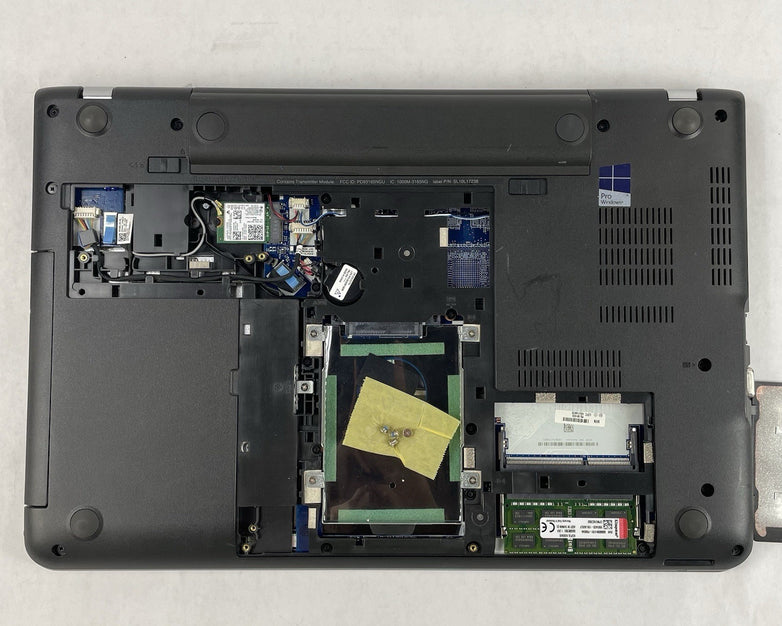 Lenovo ThinkPad E560 15.6" i5-6200U 2.30 GHz 8 GB RAM No SSD/OS/AC