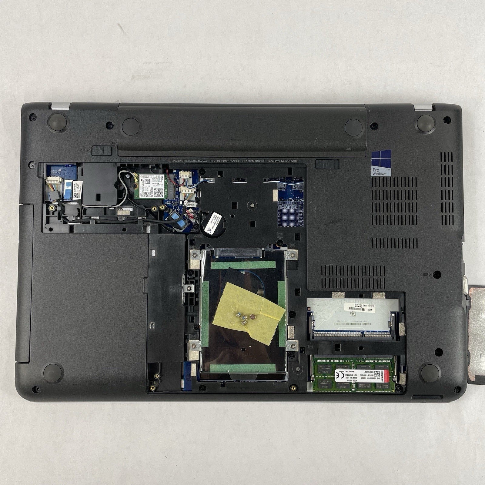 Lenovo ThinkPad E560 15.6" i5-6200U 2.30 GHz 8 GB RAM No SSD/OS/AC15