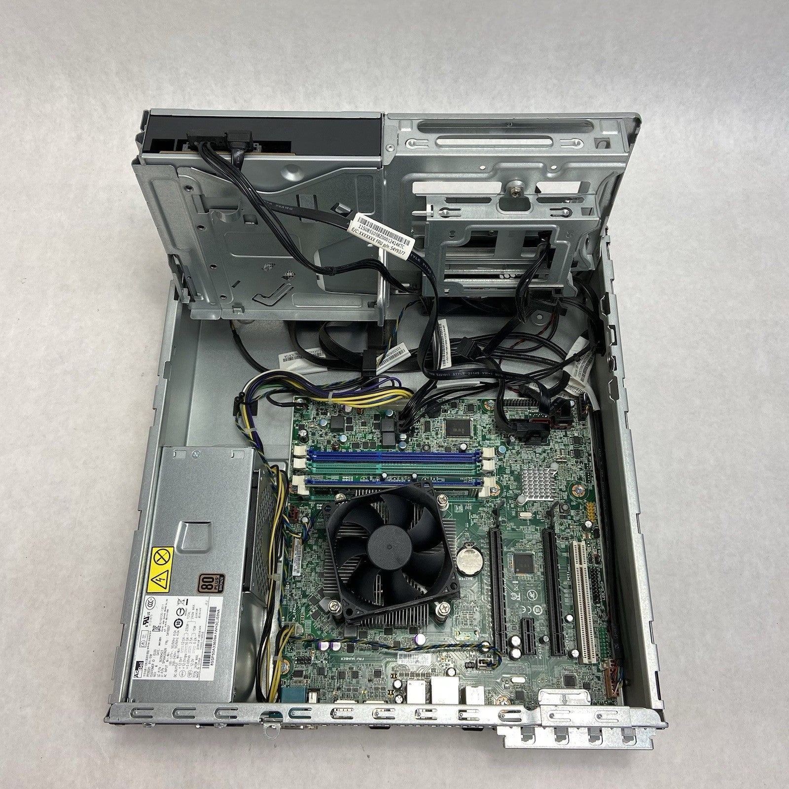 Lenovo ThinkCentre M93p DT Intel Core i5-4570 3.2GHz 4GB RAM No HDD No OS10