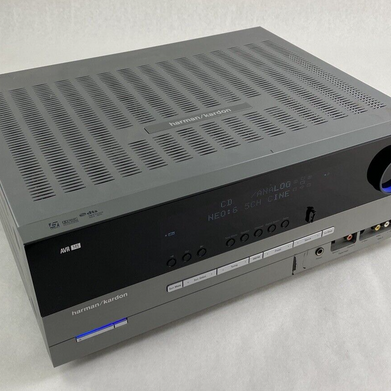 For Parts or Repair Harman Kardon AVR 145 AV Surround Receiver No Remote