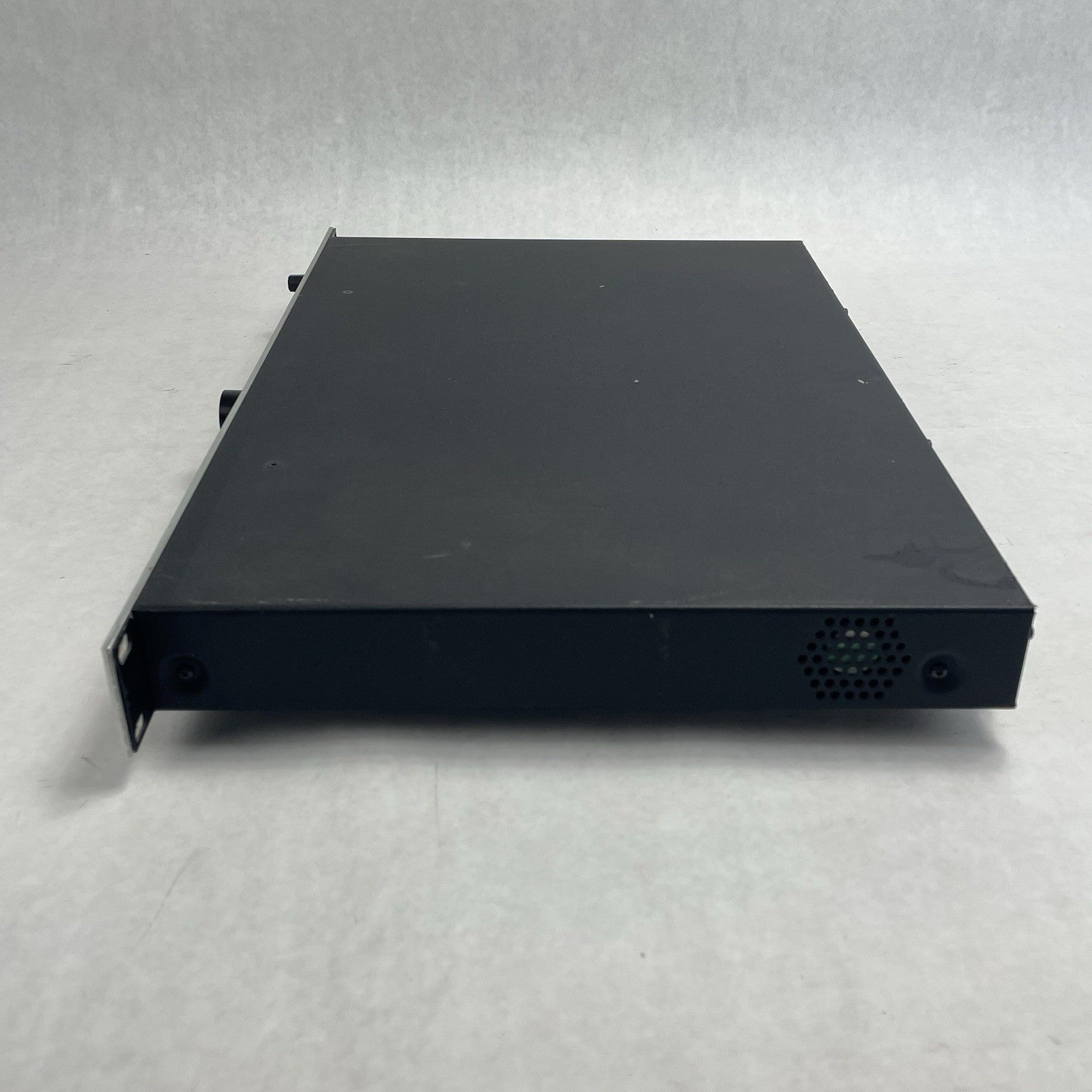Klark Teknik DN-8000 Speaker Processor Tested For Parts10