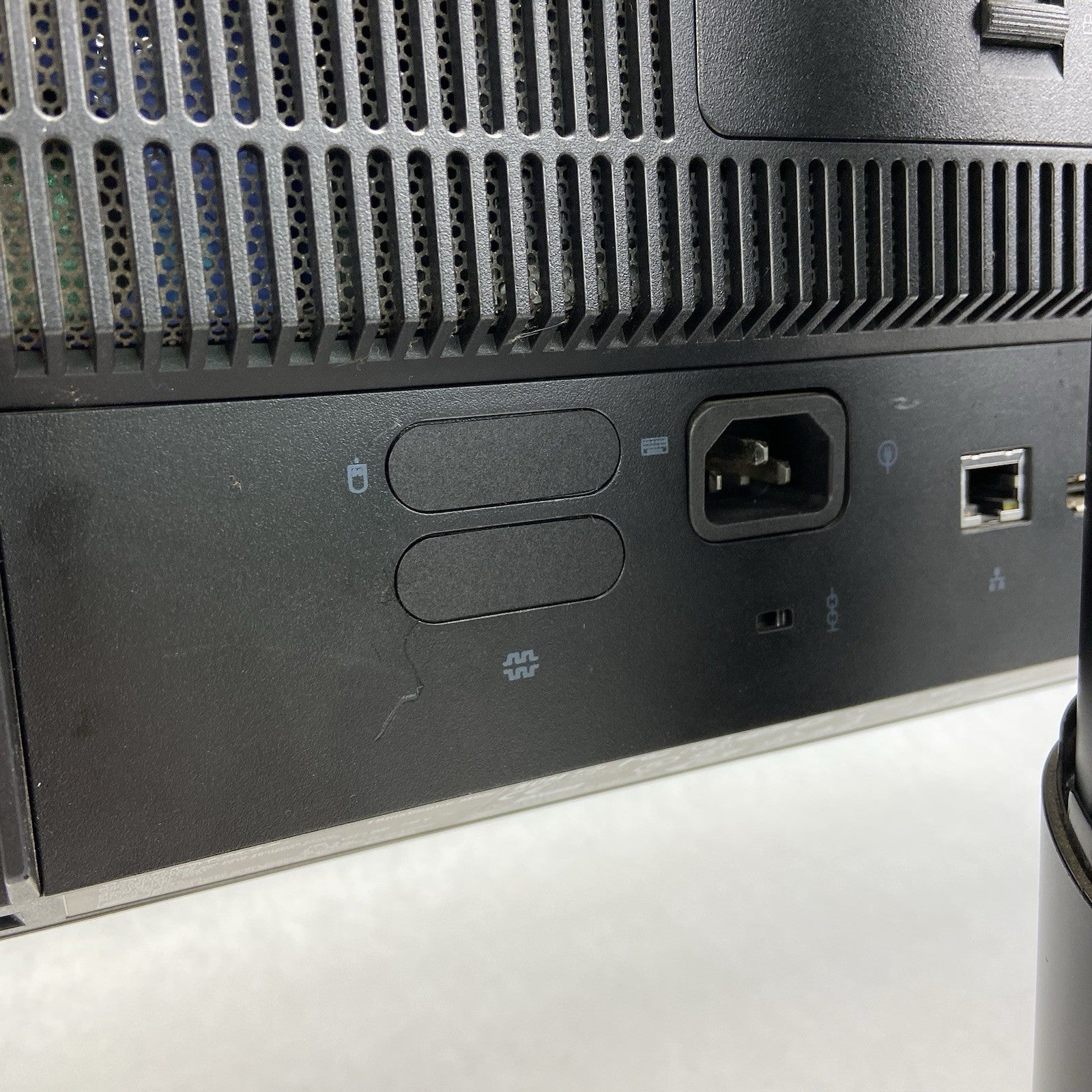 Lenovo ThinkCentre M92z AIO Intel Core i3-3240 3.4GHz 8GB RAM No HDD No OS7