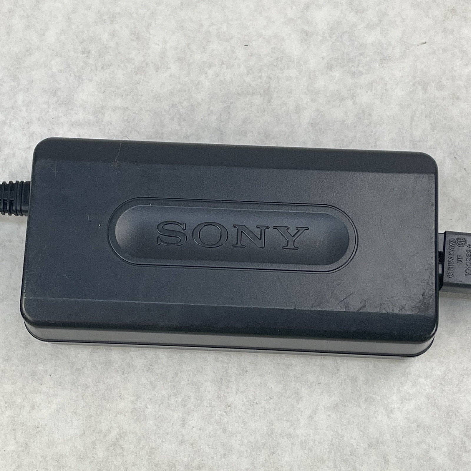 Sony AC-L10B OEM AC Adapter Lot of 33