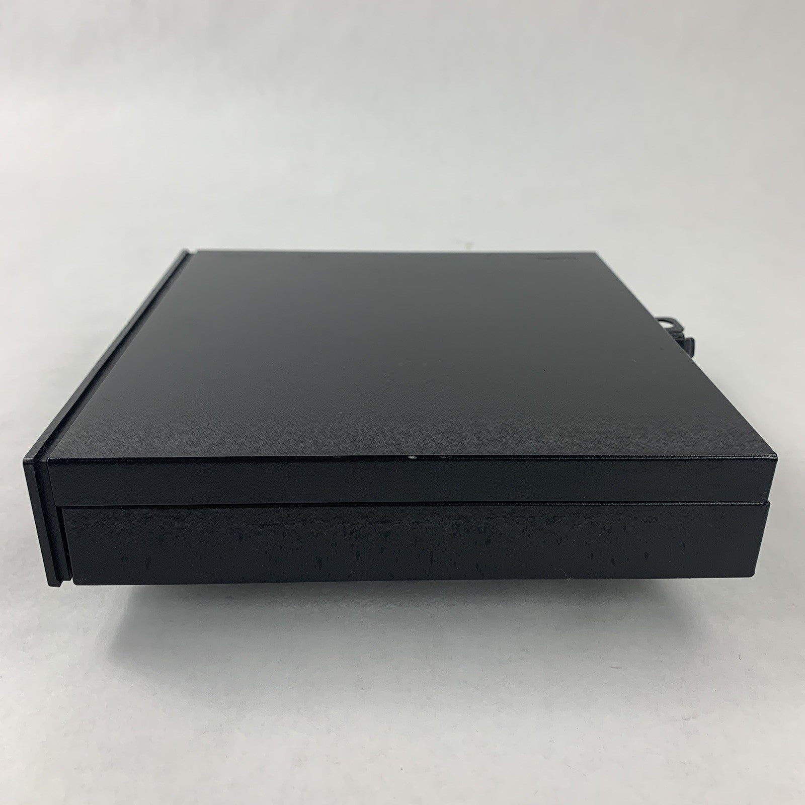 Dell OptiPlex 7040 USFF i5-6500T 2.5 GHz 8 GB Ram No OS No HDD No AC