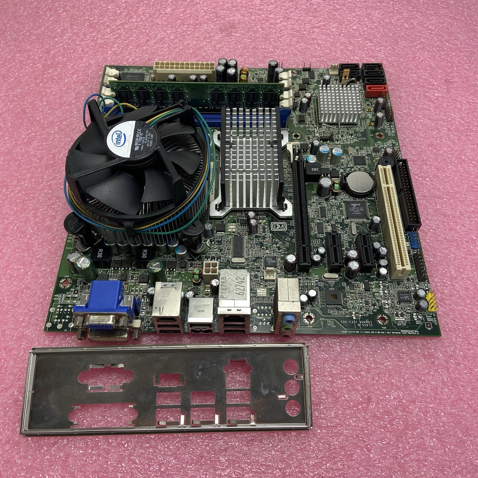 Intel DQ33JOE Motherboard Intel Core 2 Duo E6750 2.66GHz 2GB RAM w/IO Shield4