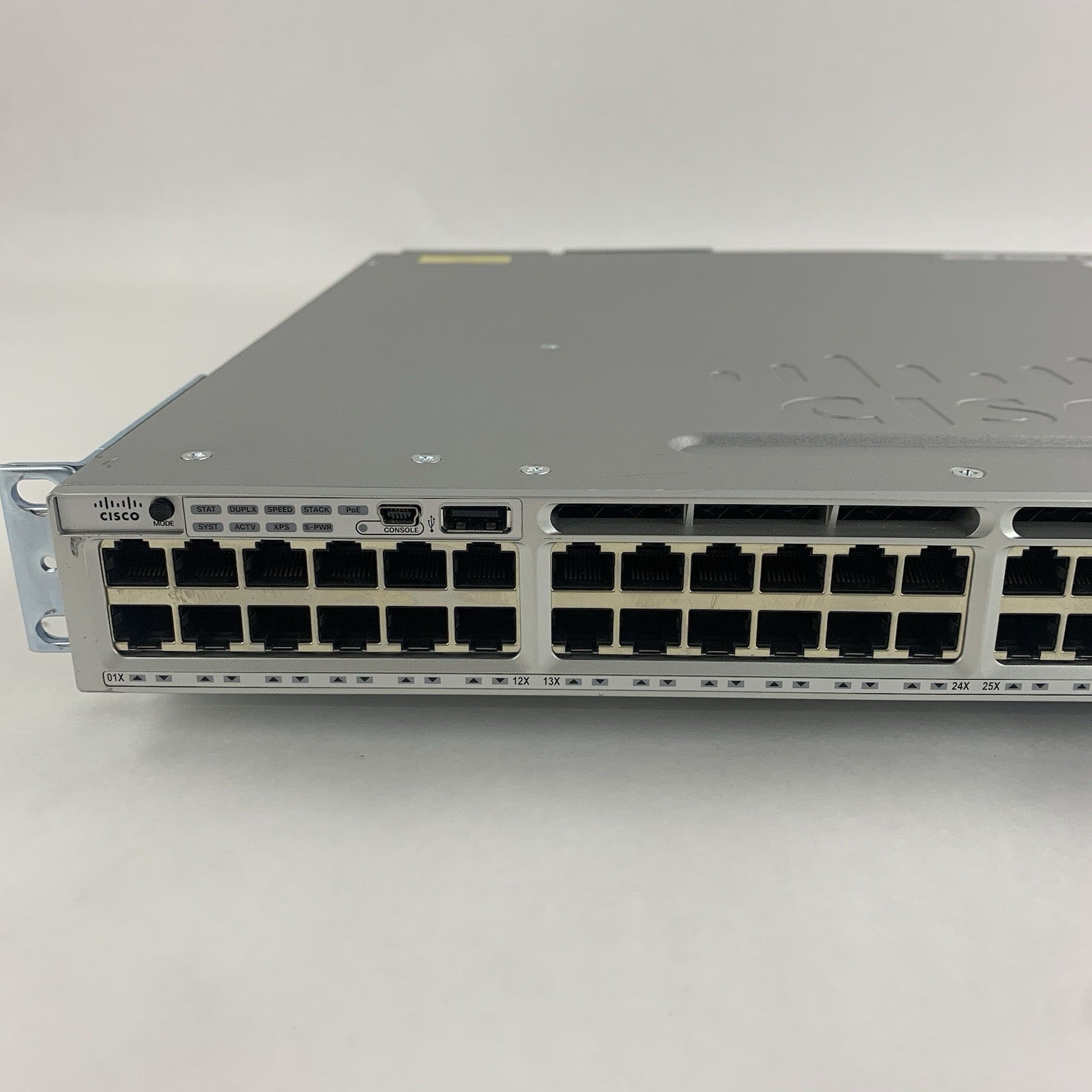 Cisco Catalyst WS-C3850-48U-S V06 48 Port Switch Tested w/C3850-NM-2-10G 2x PSUs2