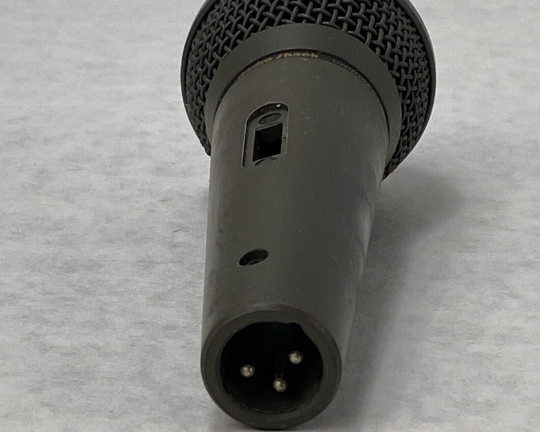 Radio Shack 33-3001 Uni-Directional Dynamic Microphone - Missing On/Off Switch