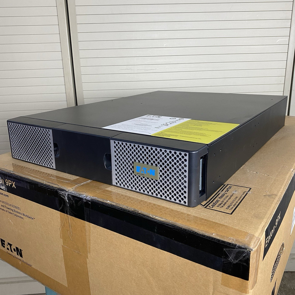 Eaton 9PXEB 9PX 72V Rack/Tower Extended Battery Module EBM 9PX Exp: 8/234