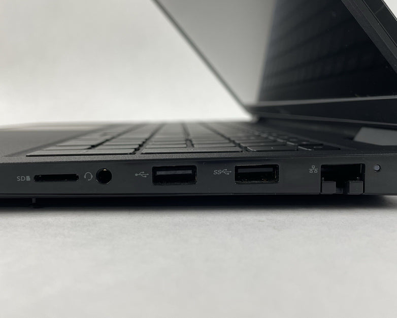 Dell Latitude 3520 15.6" i5-1145G7 2.60 GHz 8 GB RAM No SSD/OS/AC