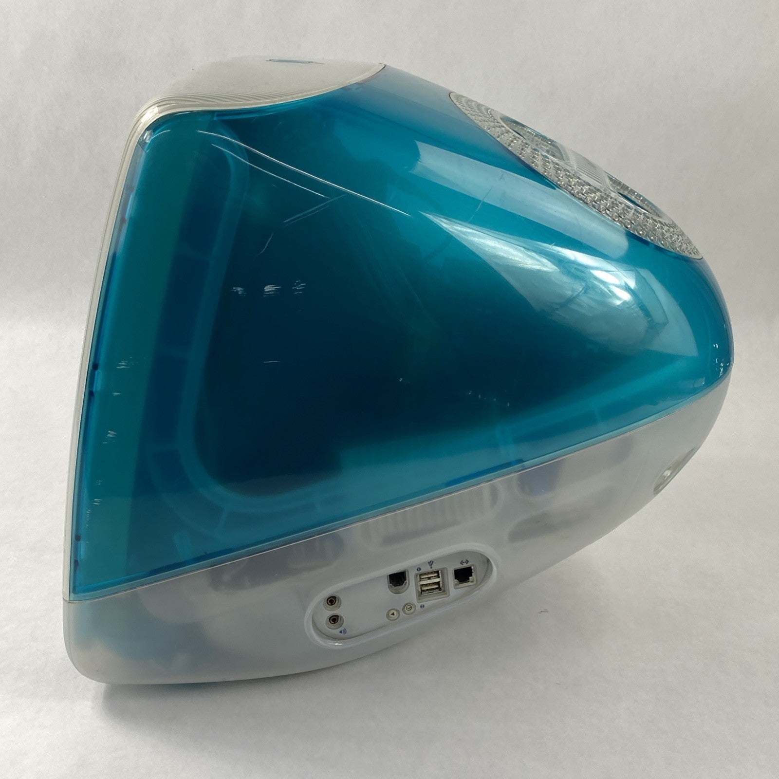 Apple M5521 iMac G3 1999 PowerPC 750 G3 350 MHz 64 MB RAM No HDD No OS