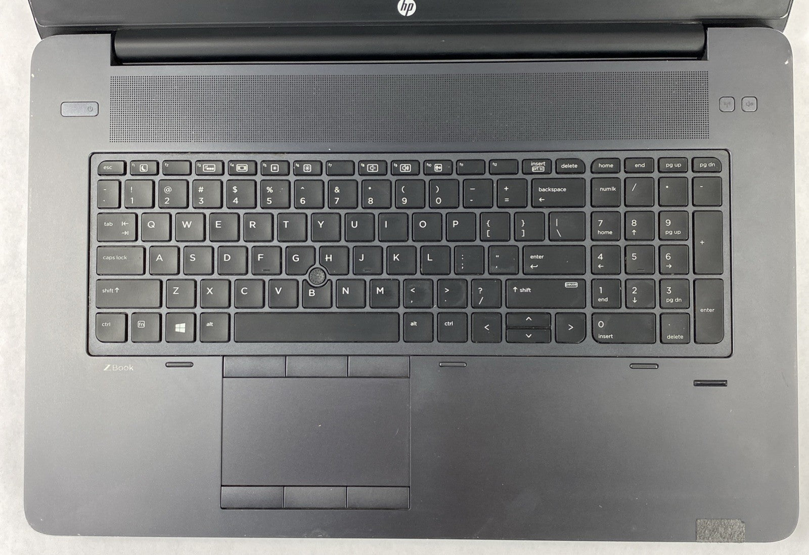 HP ZBook 17 G3 17.3" Xeon E3 1535M v5 2.90 GHz 16 GB RAM No SSD/OS/AC/Batt- READ4