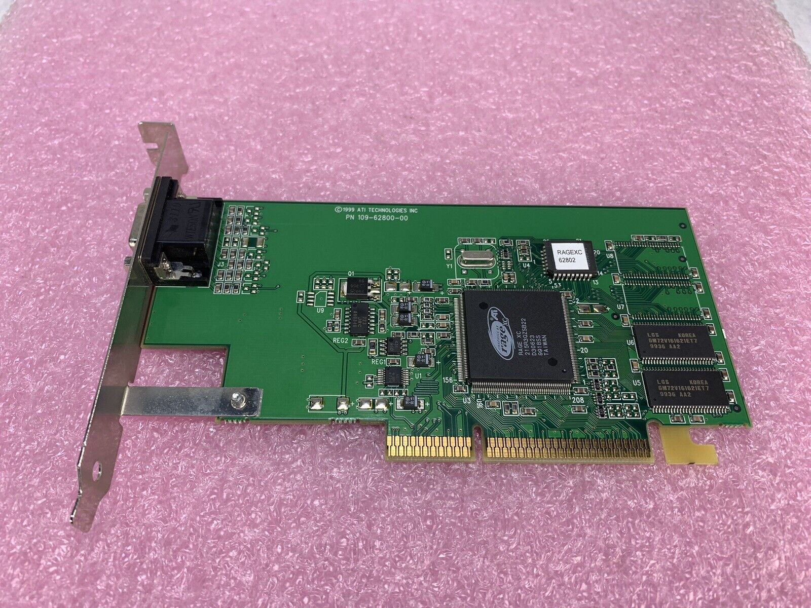 ATI 109-62800-00 Rage XC AGP Video Card