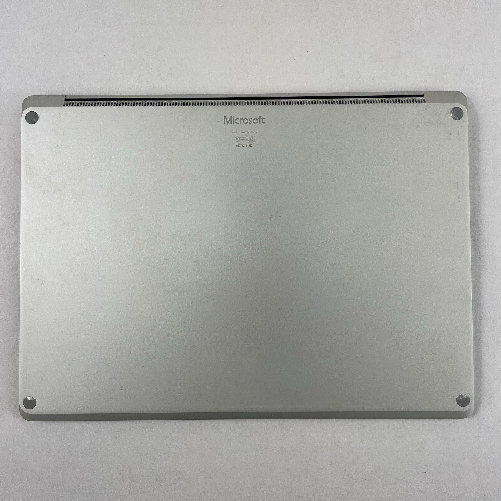 Microsoft Surface 13.3" i7-7660U 2.50 GHz 8 GB RAM 256GB SSD Win11 - READ12