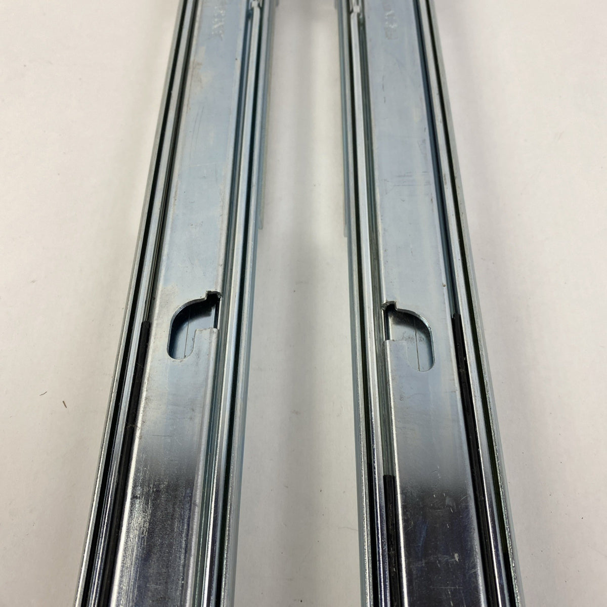 Dell CN-0DR784-01078-81D-0633 1U Left and Right Sliding Server Rails10