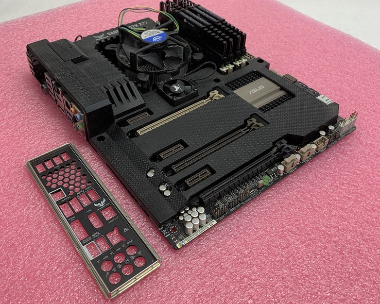 Asus Sabertooth Z77 Motherboard Intel i7-3770 3.4GHz 16GB RAM w/ Shield
