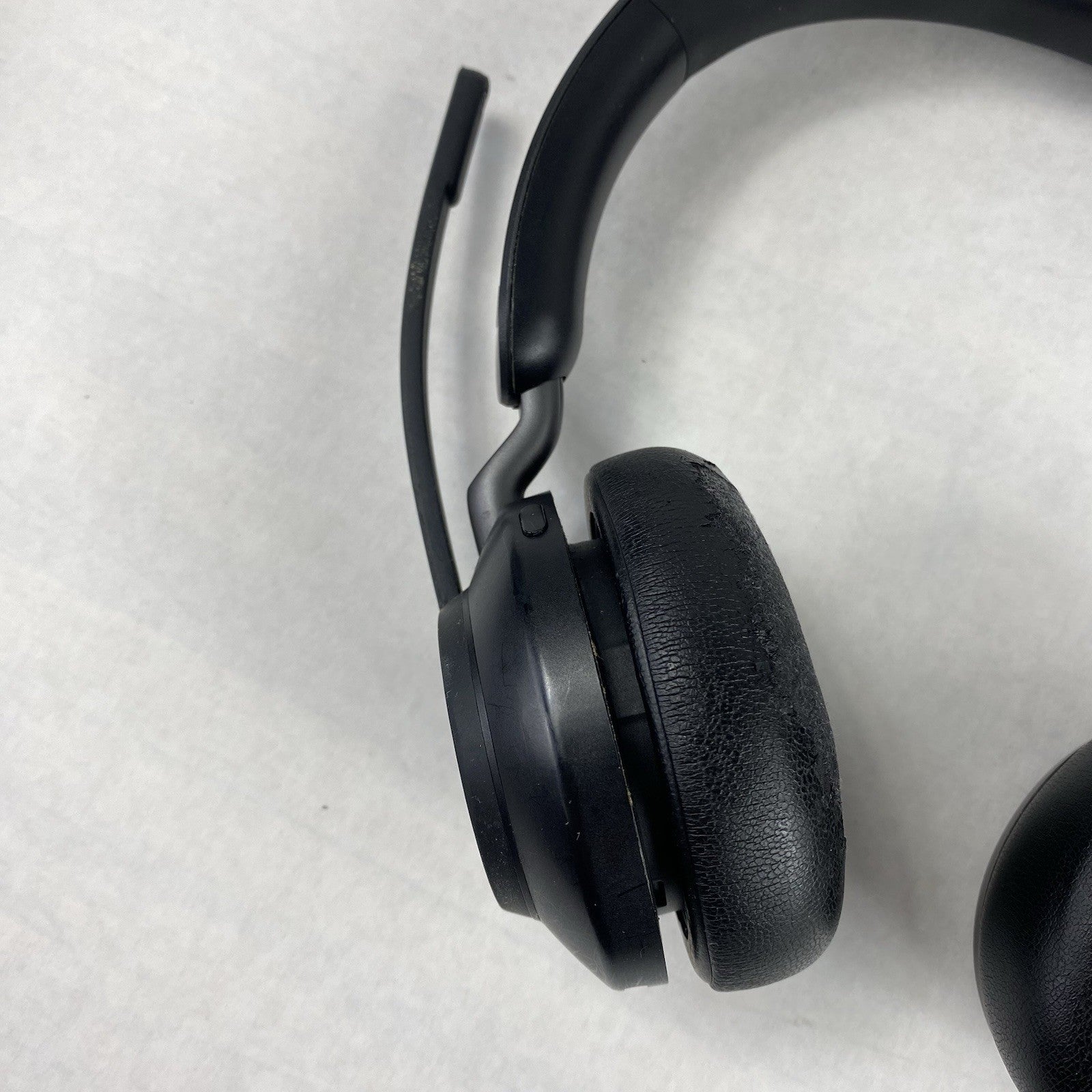 Jabra Evolve2 65 Stereo USB-C Wireless Stereo Headset w/ Dongle and Case Tested