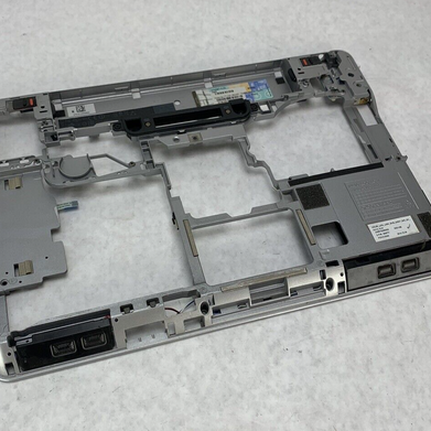 Lot 5 OEM Dell Latitude E6440 Bottom Base Chassis Assembly 7VNN5 99F77 099F77