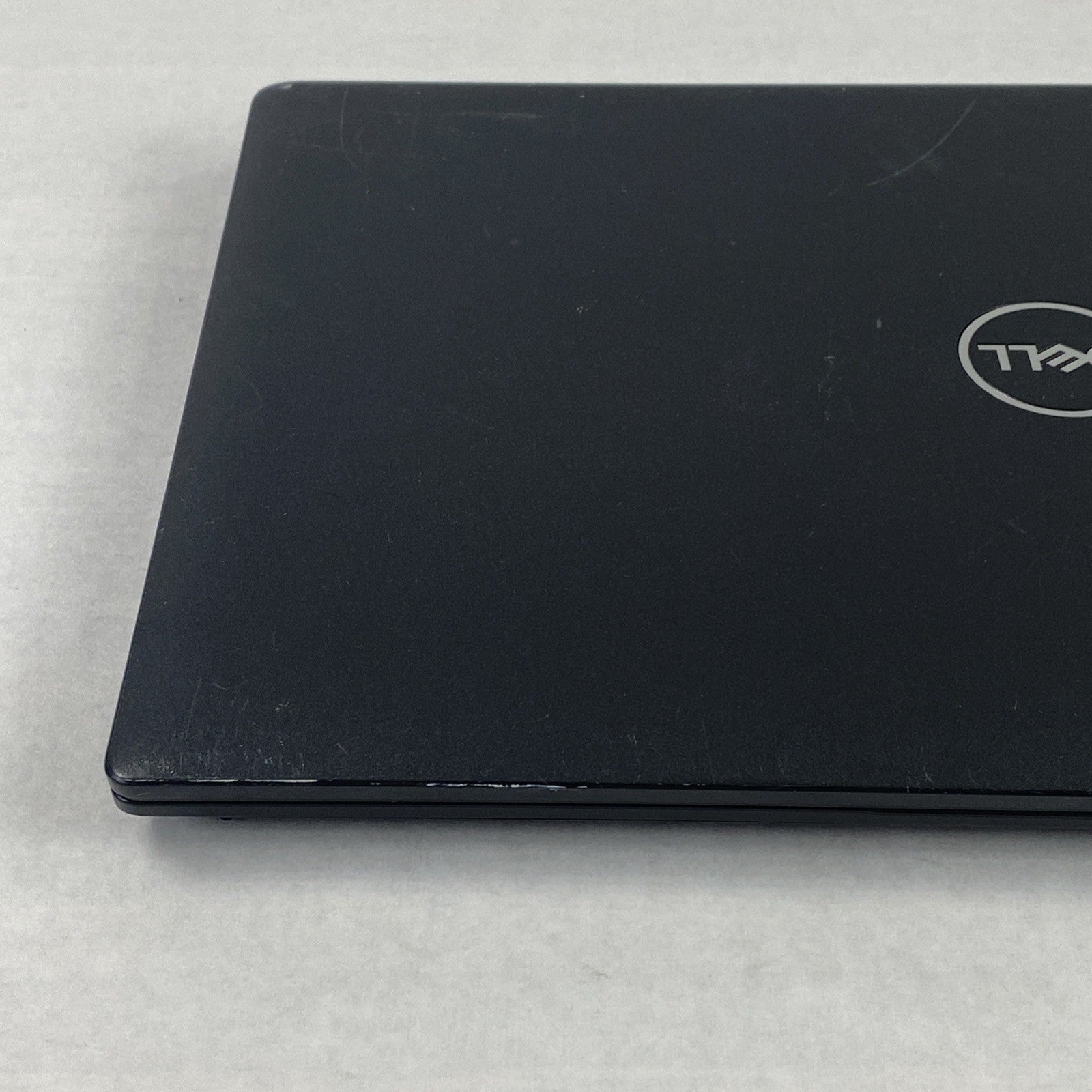 Dell Latitude 3520 Intel Core i5-1135G7 2.40 GHz 16 GB RAM 15.6" No SSD No OS