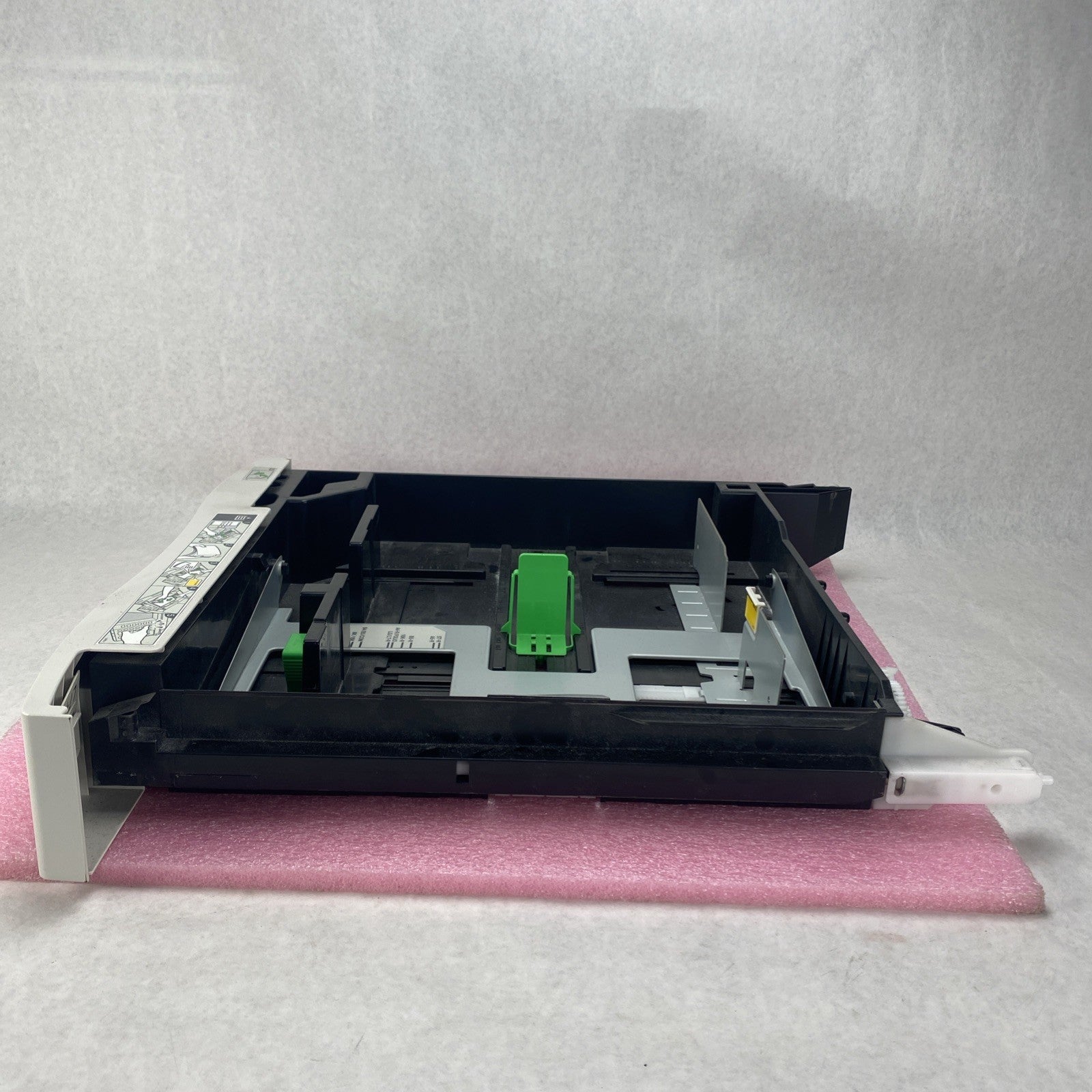 Toshiba  LT paper Tray From 457 E Studio8