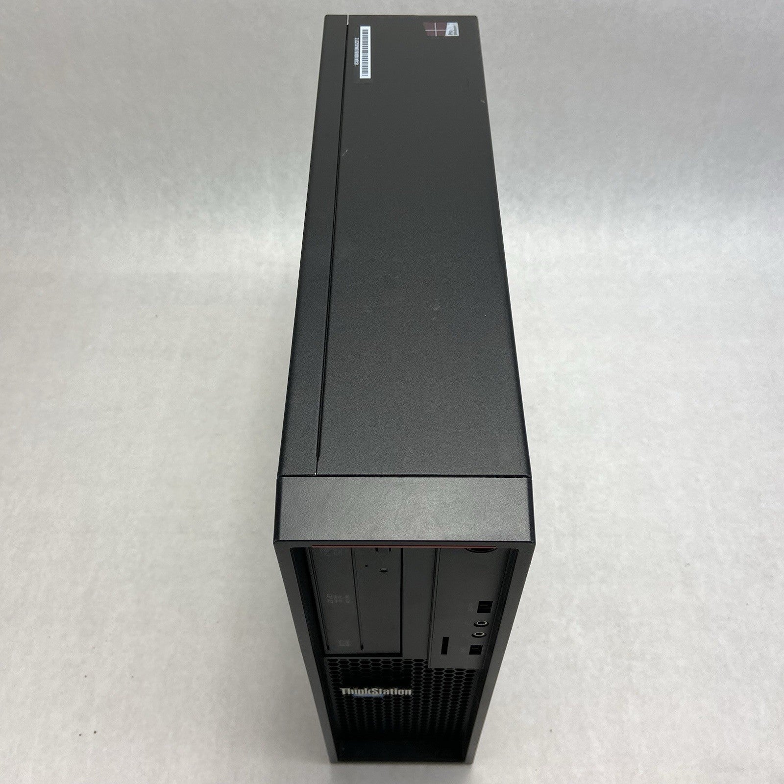 Lenovo ThinkStation P310 DT Intel Core i7-6700 3.4GHz 8GB RAM No HDD No OS2