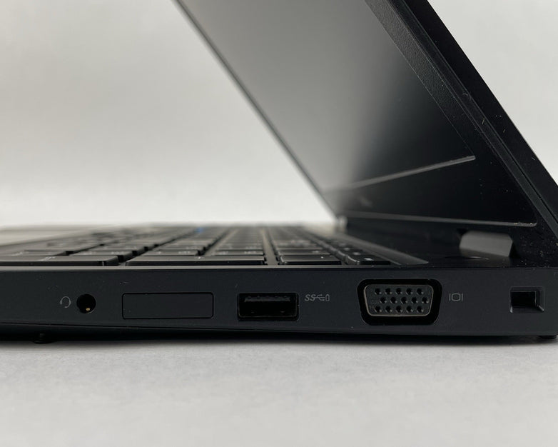 Dell Latitude 5580 15.6" i5-6300U 2.40 GHz 8 GB RAM No SSD/OS/AC