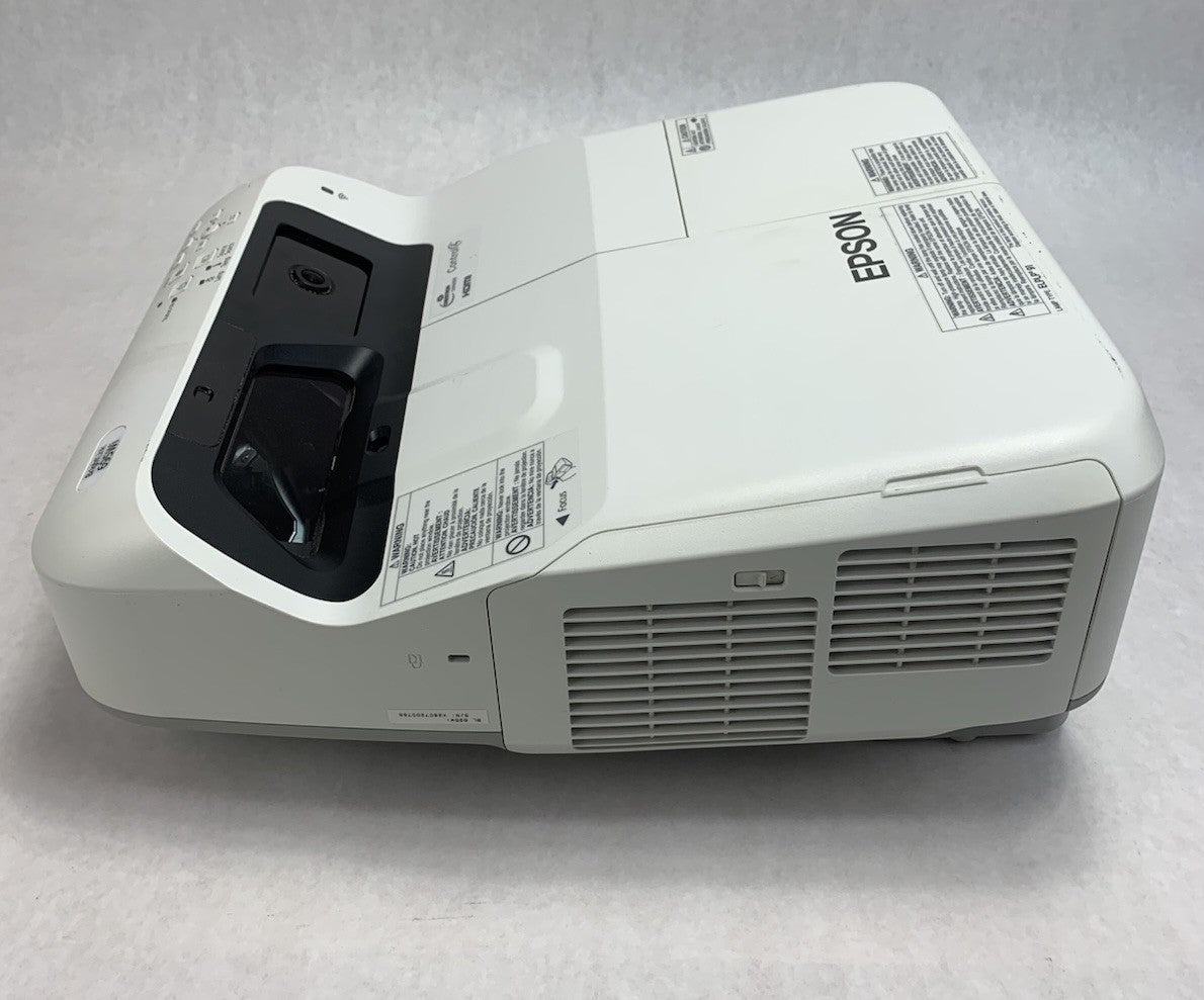 Epson PowerLite 695Wi H740A LCD Lamp Projector 2666 Lamp Hours - No Remote4