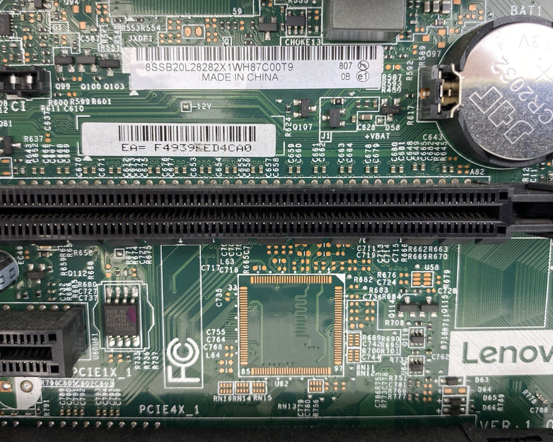 Lenovo ThinkCentre M910s SFF Intel i5-7500 3.40GHz 8GB RAM NO HDD No OS