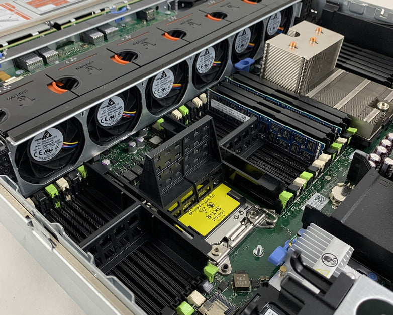 Dell PowerEdge R720 Server 1x Xeon E5-2640 2.5 GHz 32 GB Ram No OS No HDD