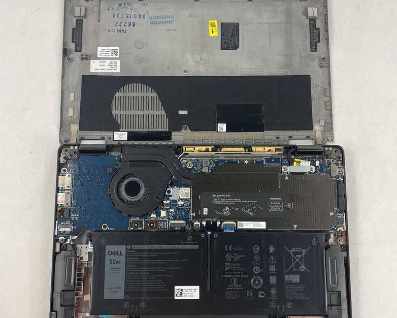Dell Latitude 7410 14" i7-10610U 1.80 GHz 16 GB RAM No SSD/OS/AC - Bad Corner