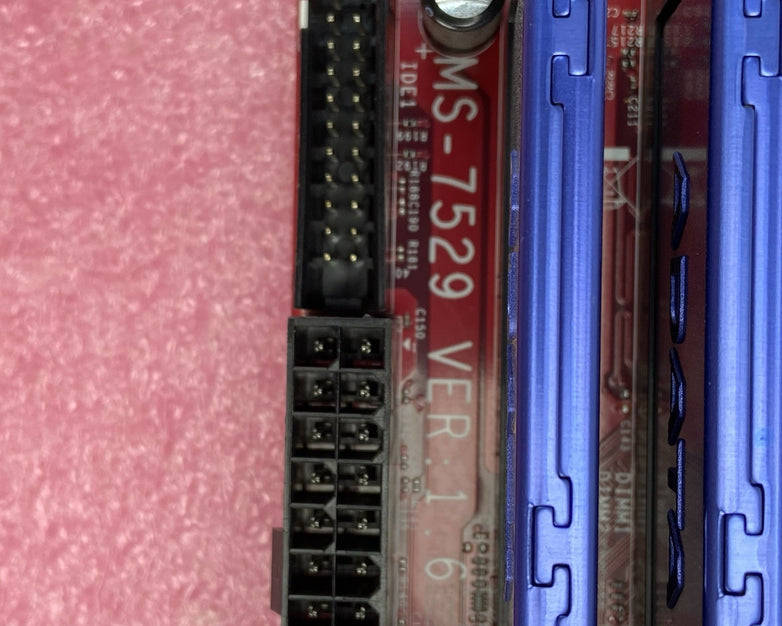 MicroStar MS-7529 Motherboard Intel Celeron E3400 2.6GHz 4GB RAM w/IO Shield