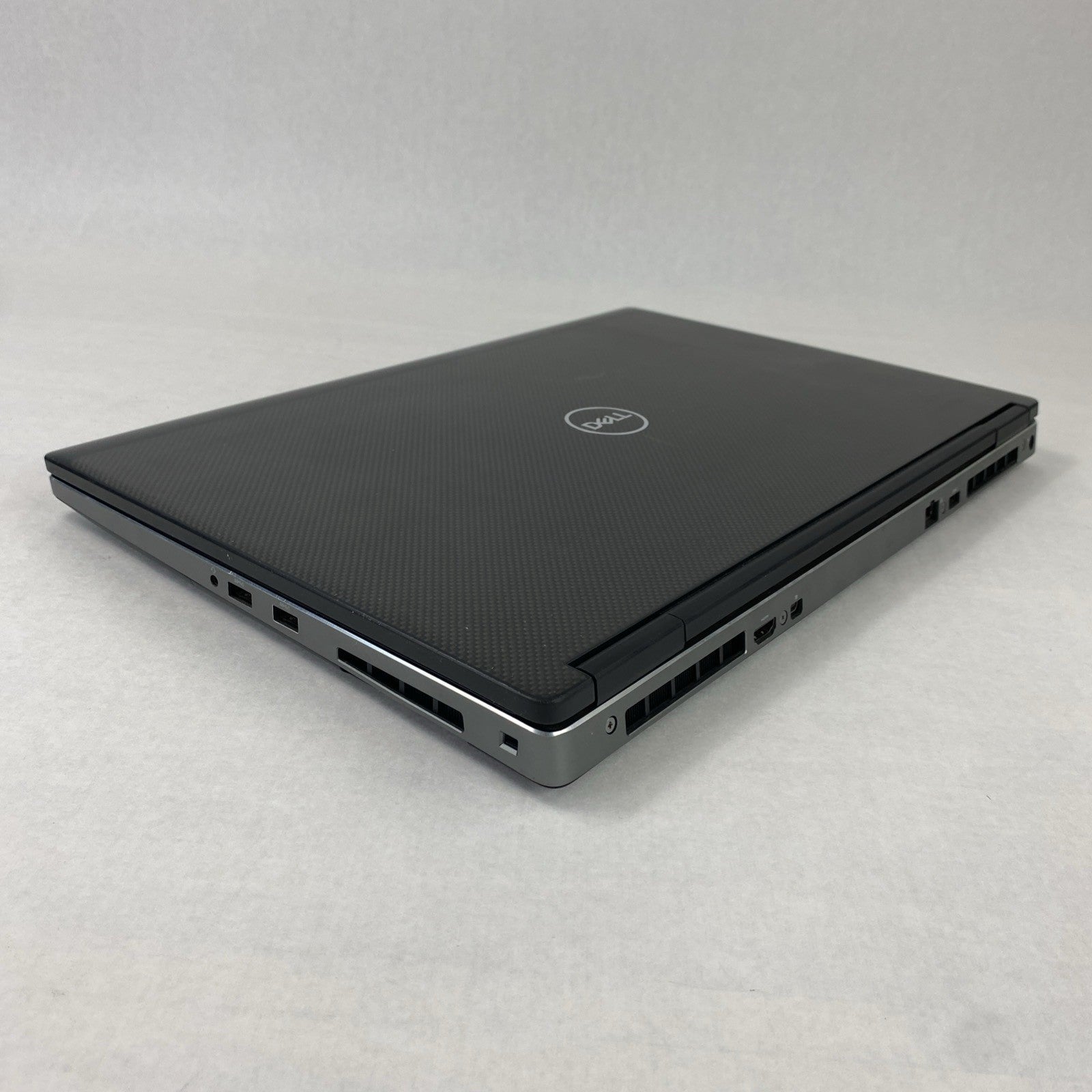 Dell Precision 7730 Intel Xeon E-2176M 2.70 GHz 8 GB RAM 17.3" No HDD No OS