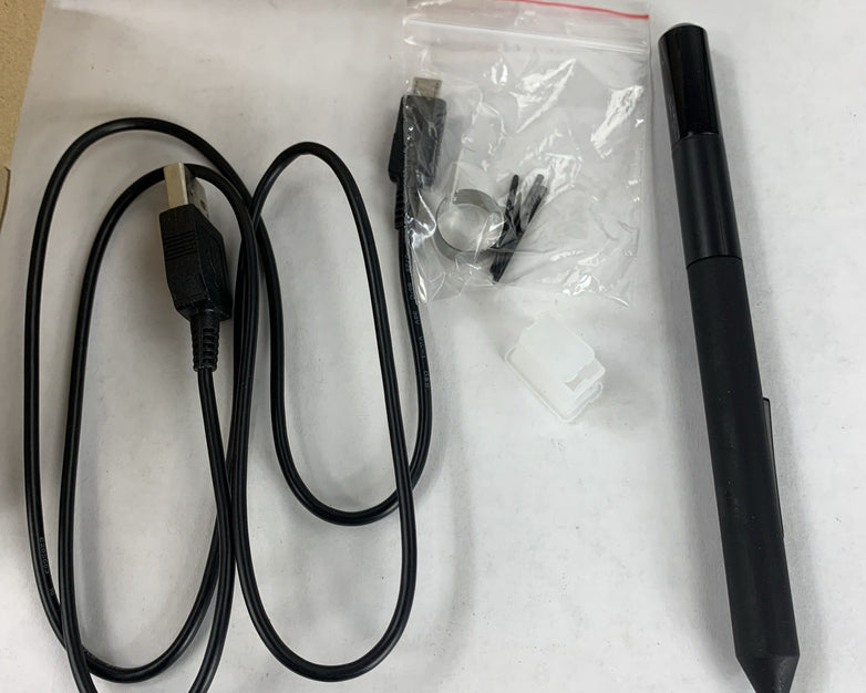 Wacom Bamboo Capture CTH470 Pen and Touch Tablet
