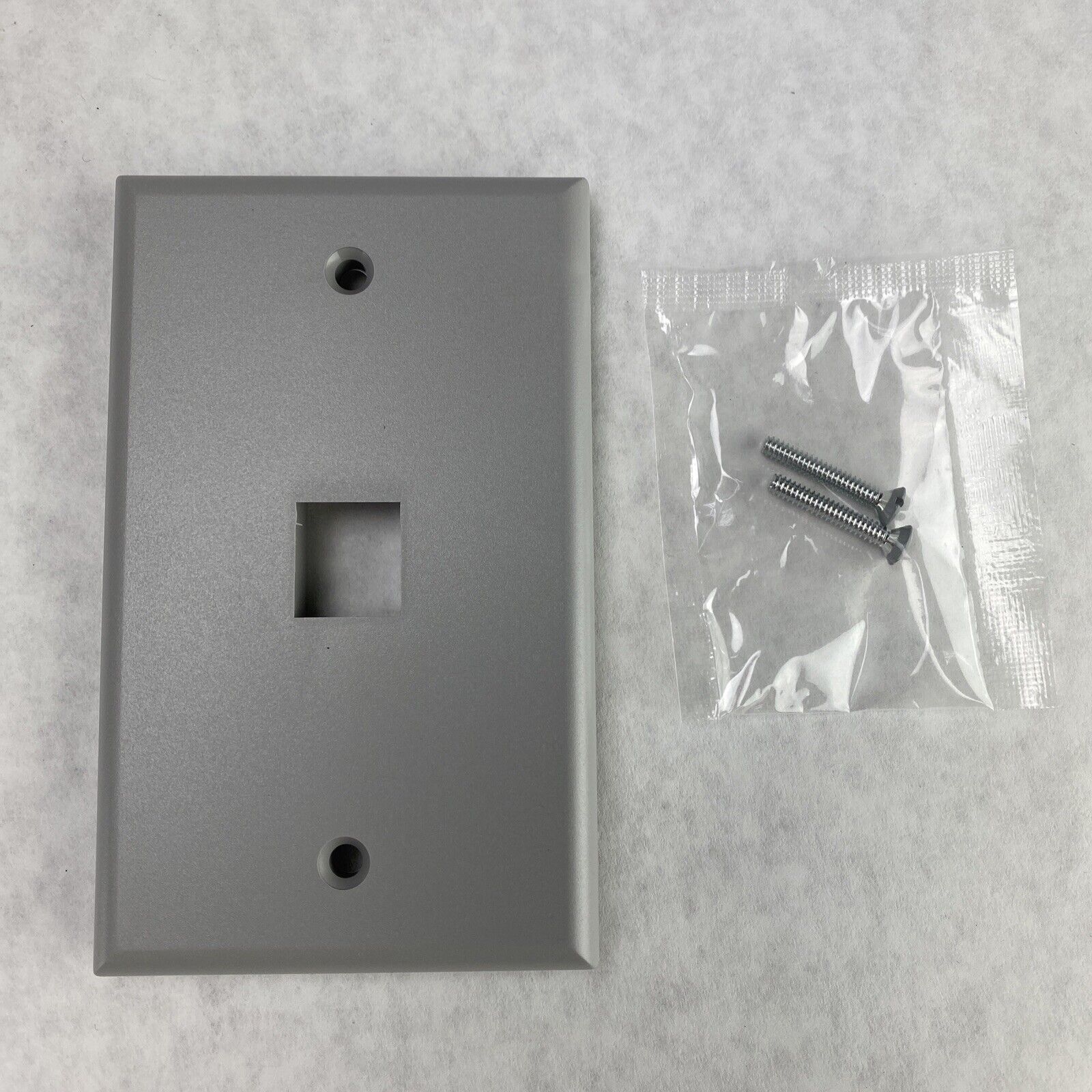 Leviton 41080-1GP Single-Gang 1-Port QuickPort Wallplate Grey (Lot of 10)