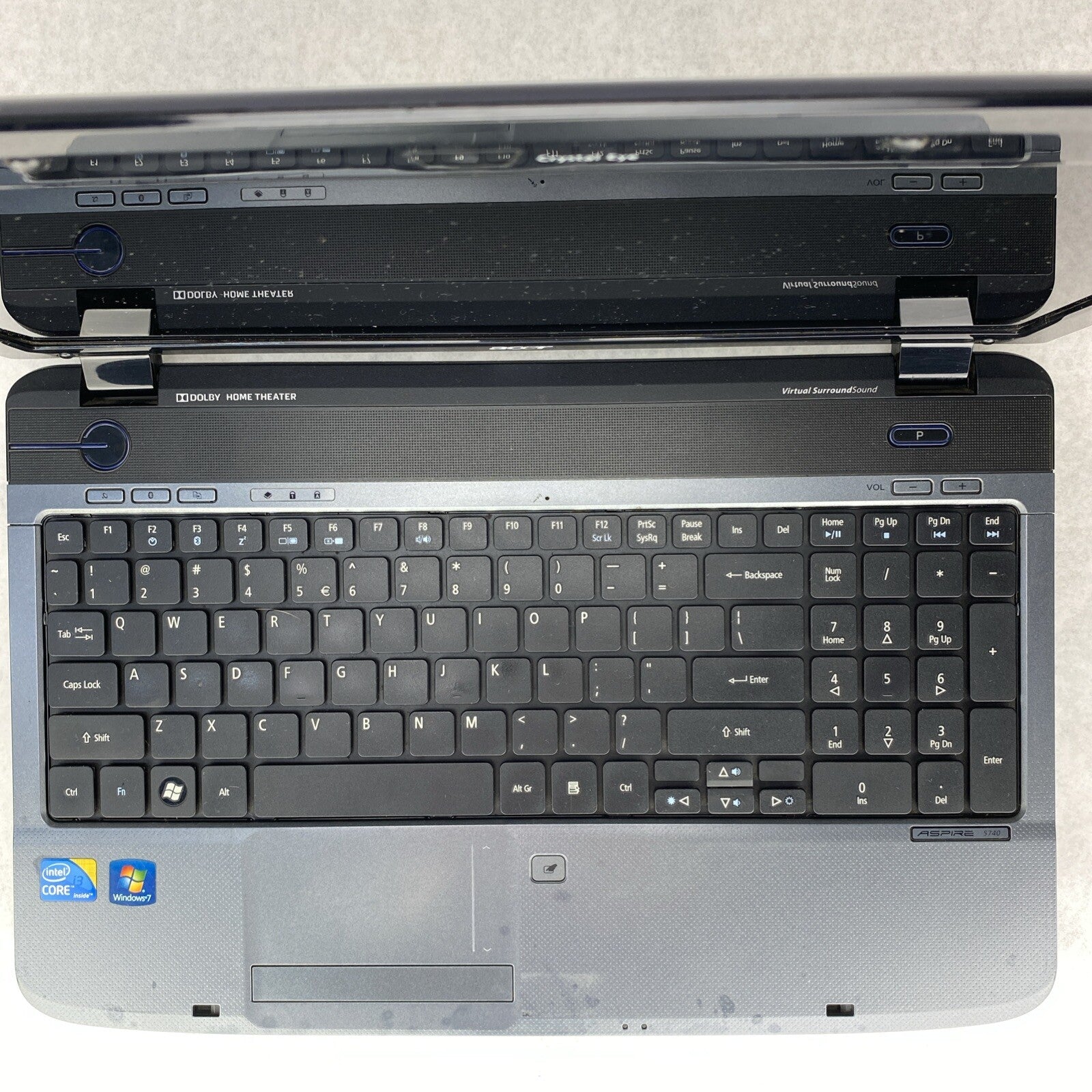 Acer Aspire 5740 15.6" Intel Core i3-M330 2.13GHz 4GB RAM No AC HDD OS